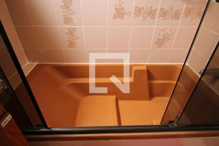 Apartamento à venda com 221m², 4 quartos e 6 vagasBanheiro da Suite Principal