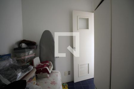 Apartamento à venda com 221m², 4 quartos e 6 vagasQuarto de Serviço