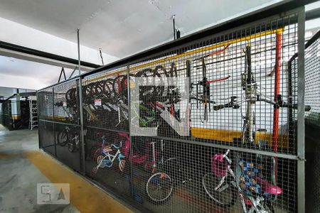 Apartamento à venda com 221m², 4 quartos e 6 vagasBicicletário