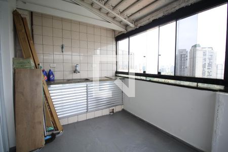Apartamento à venda com 221m², 4 quartos e 6 vagasChurrasqueira