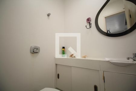 Apartamento à venda com 221m², 4 quartos e 6 vagasLavabo