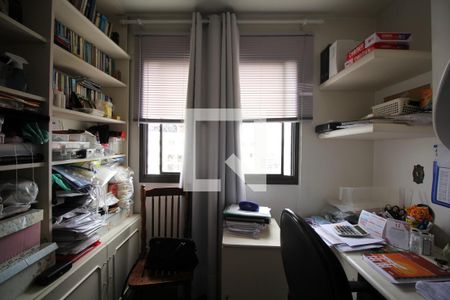 Quarto 1 de apartamento à venda com 4 quartos, 221m² em Vila Mariana, São Paulo