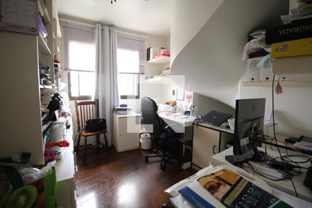 Quarto 1 de apartamento à venda com 4 quartos, 221m² em Vila Mariana, São Paulo