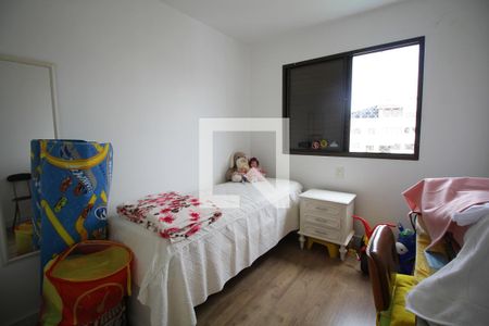 Apartamento à venda com 221m², 4 quartos e 6 vagasQuarto 3