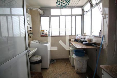 Apartamento à venda com 221m², 4 quartos e 6 vagasÁrea de Serviço