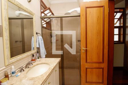 Casa à venda com 420m², 3 quartos e 4 vagas Casa à venda com 420m², 3 quartos e 4 vagasBanheiro Suite