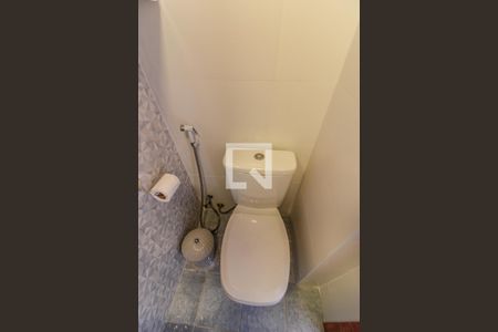 Apartamento à venda com 59m², 2 quartos e 1 vaga Apartamento à venda com 59m², 2 quartos e 1 vagaBanheiro Social