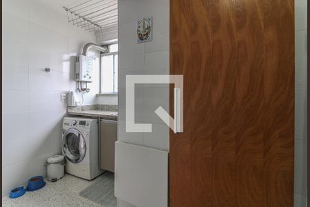 Apartamento à venda com 59m², 2 quartos e 1 vaga Apartamento à venda com 59m², 2 quartos e 1 vagaCozinha e Área de Serviço