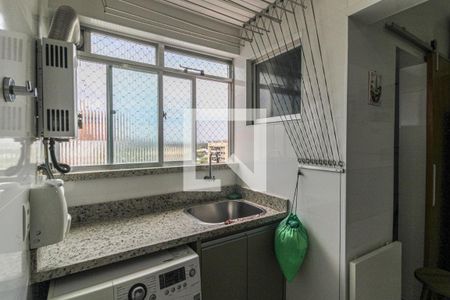 Apartamento à venda com 59m², 2 quartos e 1 vaga Apartamento à venda com 59m², 2 quartos e 1 vagaCozinha e Área de Serviço