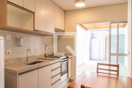 Cozinha de casa para alugar com 1 quarto, 42m² em Vila Dom Pedro I, São Paulo