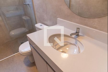 Banheiro de casa para alugar com 1 quarto, 42m² em Vila Dom Pedro I, São Paulo