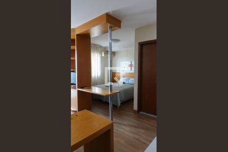 Sala/ quarto de apartamento para alugar com 1 quarto, 35m² em Centro, Osasco