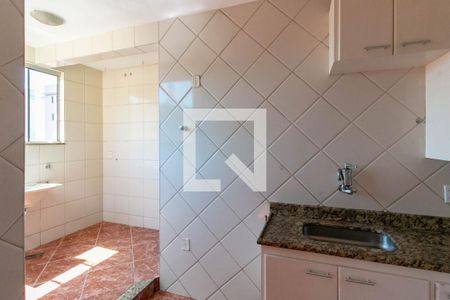 Cozinha e Área de Serviço de casa para alugar com 3 quartos, 110m² em Padre Eustáquio, Belo Horizonte