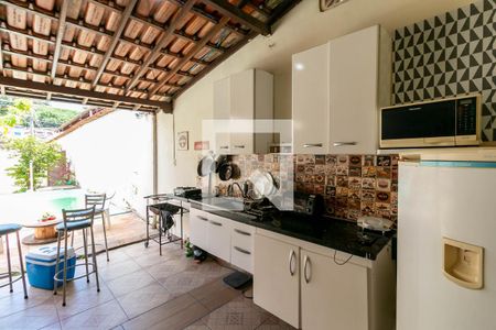 Casa para alugar com 90m², 1 quarto e 3 vagas Casa para alugar com 90m², 1 quarto e 3 vagasCozinha