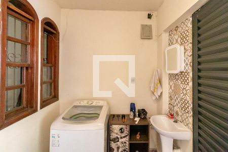 Banheiro de casa para alugar com 1 quarto, 90m² em Padre Eustáquio, Belo Horizonte