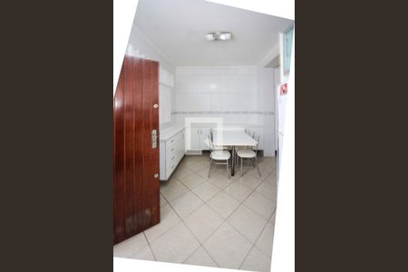 Casa à venda com 294m², 3 quartos e 3 vagasCozinha