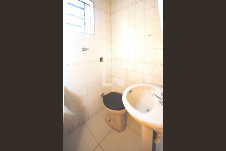 Casa à venda com 294m², 3 quartos e 3 vagasBanheiro da edicula