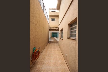 Casa à venda com 294m², 3 quartos e 3 vagasCorredor externo