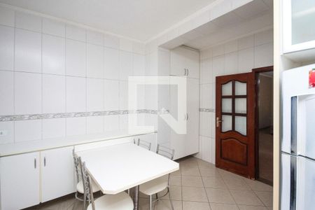 Casa à venda com 294m², 3 quartos e 3 vagasCozinha