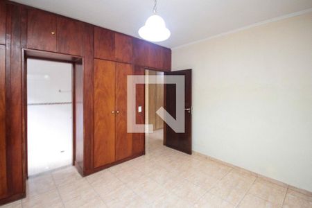 Suite de casa à venda com 3 quartos, 294m² em Vila Santa Clara, São Paulo