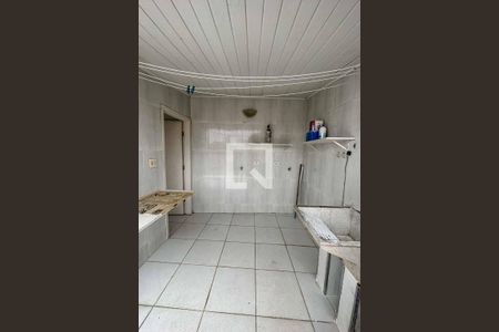 Casa à venda com 210m², 2 quartos e 2 vagasÁrea de Serviço
