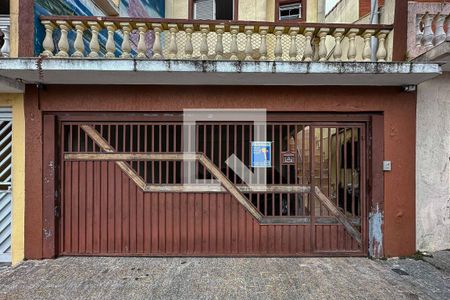Casa à venda com 210m², 2 quartos e 2 vagasFachada