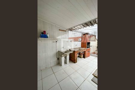 Casa à venda com 210m², 2 quartos e 2 vagasÁrea de Serviço