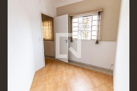 Quarto 2 de casa para alugar com 3 quartos, 79m² em Vila Bertioga, São Paulo