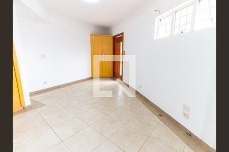 Sala de casa para alugar com 3 quartos, 79m² em Vila Bertioga, São Paulo