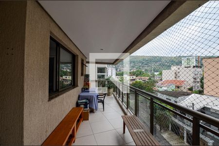 Varanda de apartamento à venda com 2 quartos, 105m² em Vital Brasil, Niterói
