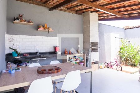 Casa para alugar com 240m², 3 quartos e 2 vagas Casa para alugar com 240m², 3 quartos e 2 vagasÁrea comum
