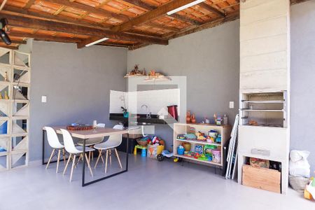 Casa para alugar com 240m², 3 quartos e 2 vagas Casa para alugar com 240m², 3 quartos e 2 vagasÁrea comum