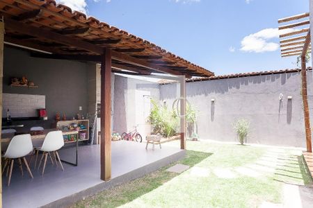Casa para alugar com 240m², 3 quartos e 2 vagas Casa para alugar com 240m², 3 quartos e 2 vagasÁrea comum