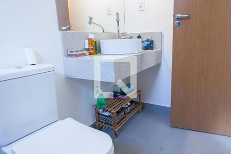 Casa para alugar com 240m², 3 quartos e 2 vagas Casa para alugar com 240m², 3 quartos e 2 vagasBanheiro quarto 2