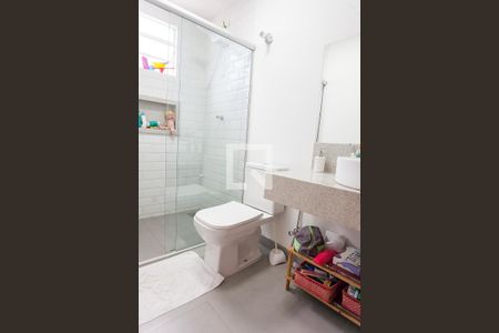 Casa para alugar com 240m², 3 quartos e 2 vagas Casa para alugar com 240m², 3 quartos e 2 vagasBanheiro