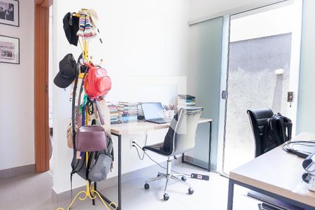 Casa para alugar com 240m², 3 quartos e 2 vagas Casa para alugar com 240m², 3 quartos e 2 vagasEscritório