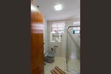 Apartamento à venda com 180m², 3 quartos e 1 vaga Apartamento à venda com 180m², 3 quartos e 1 vagaBanheiro