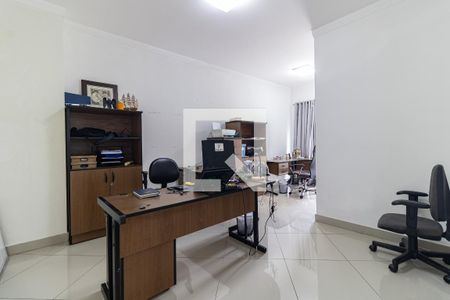 Casa à venda com 792m², 4 quartos e 5 vagasSuíte 3