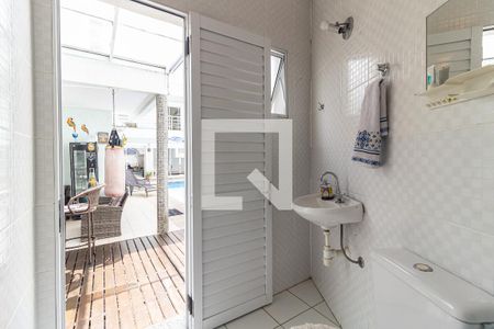 Casa à venda com 792m², 4 quartos e 5 vagasBanheiro da Área Externa 