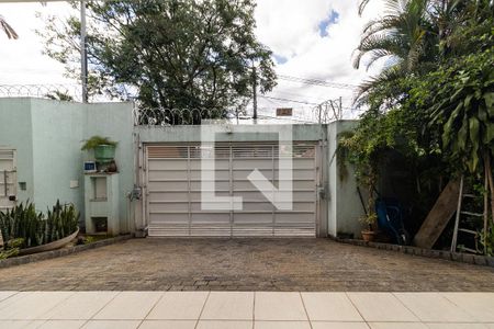 Casa à venda com 792m², 4 quartos e 5 vagasGaragem 