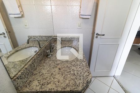 Casa à venda com 792m², 4 quartos e 5 vagasBanheiro da Suíte 3