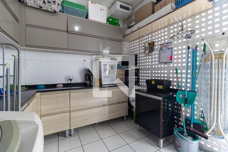 Casa à venda com 792m², 4 quartos e 5 vagasLavanderia