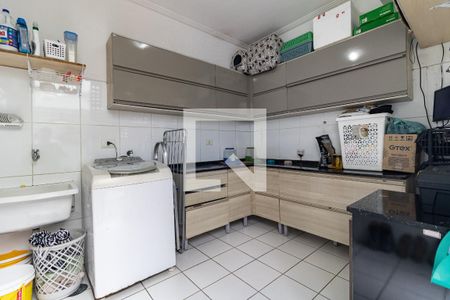 Casa à venda com 792m², 4 quartos e 5 vagasLavanderia