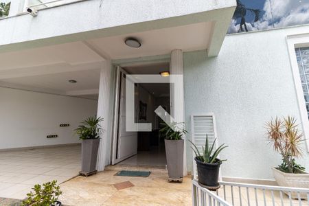 Casa à venda com 792m², 4 quartos e 5 vagasEntrada 