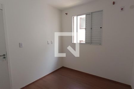 Quarto 1 de apartamento para alugar com 2 quartos, 40m² em Ipatinga, Sorocaba