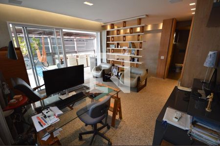 Apartamento à venda com 325m², 2 quartos e 3 vagas