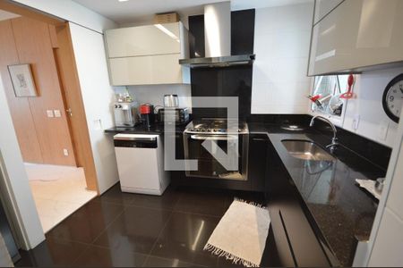 Apartamento à venda com 325m², 2 quartos e 3 vagas