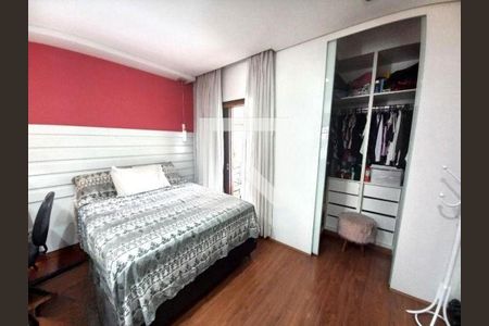 Casa à venda com 3 quartos, 171m² em Utinga, Santo André