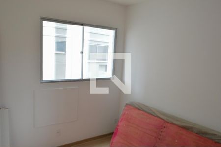 Quarto 2 de apartamento para alugar com 2 quartos, 50m² em Taquara, Rio de Janeiro