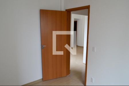 Quarto 1 de apartamento para alugar com 2 quartos, 50m² em Taquara, Rio de Janeiro